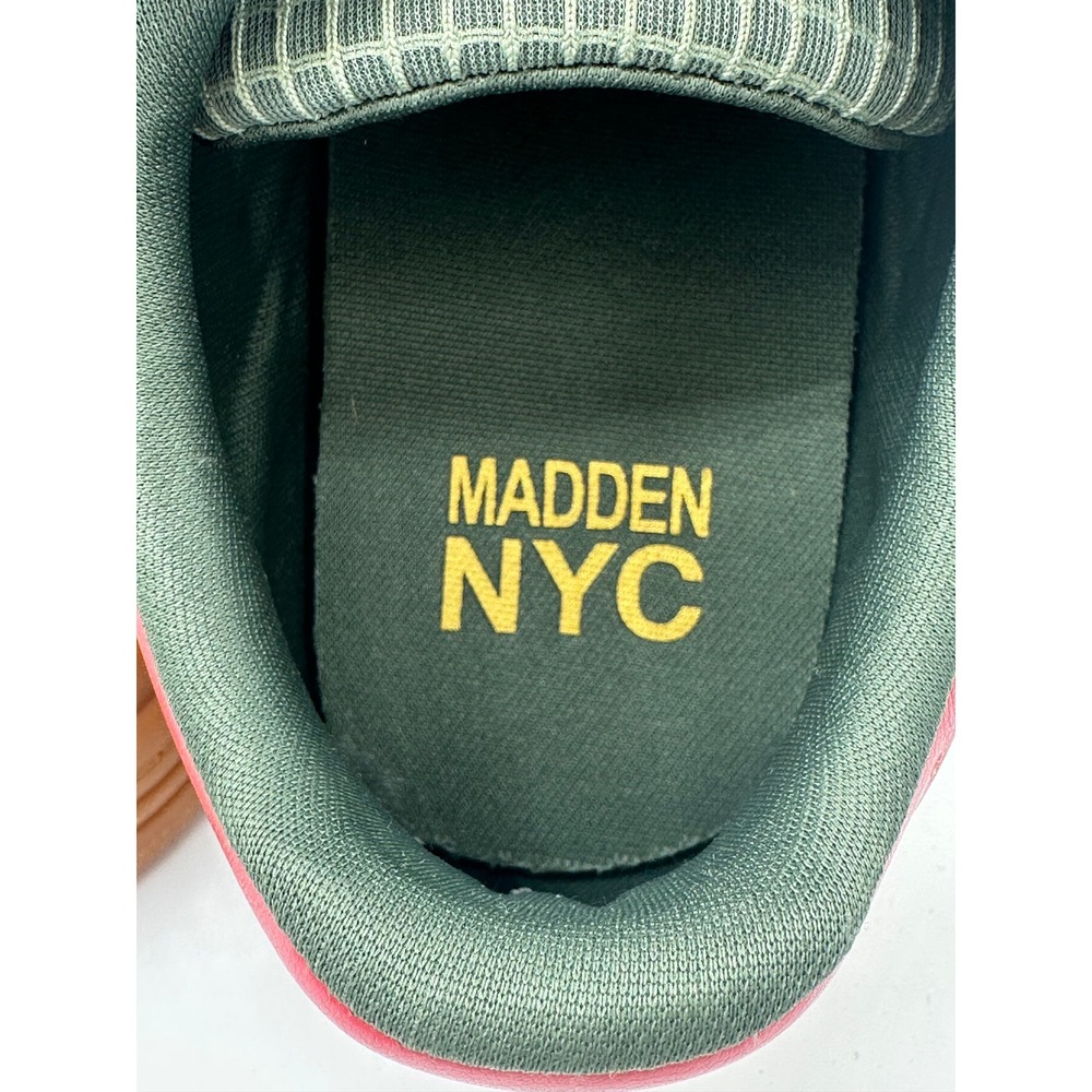 NWOB Madden NYC Womens Sneakers 7 Olive Green Pink Low Top Gum Sole Skater Shoes - Picture 9 of 11